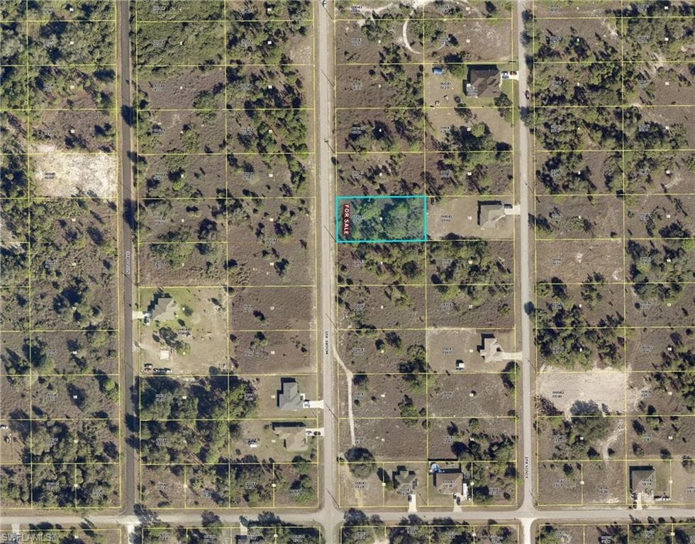 1912 Moore AVE LEHIGH ACRES, FL 33972
