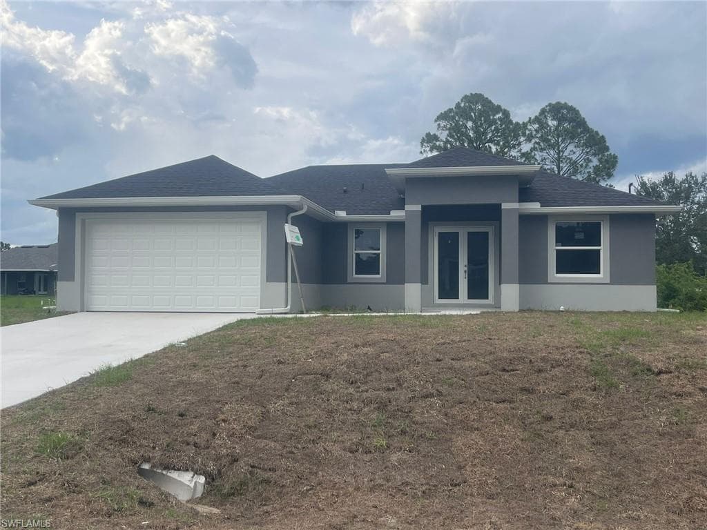 2524 39th ST W LEHIGH ACRES, FL 33971