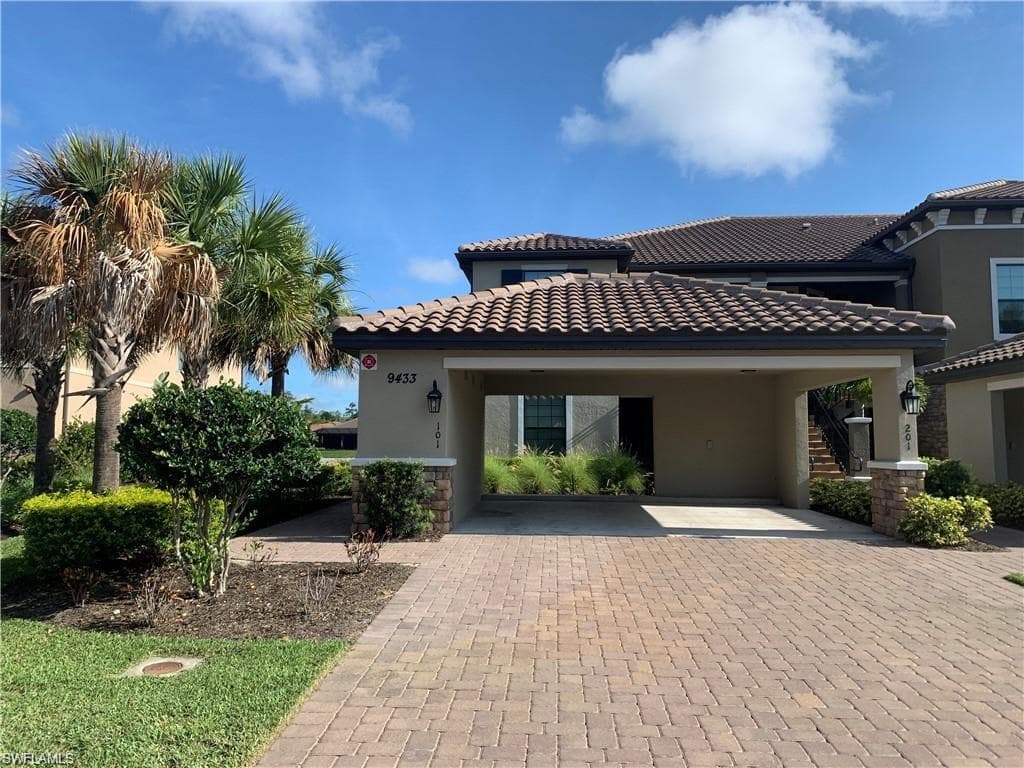 9433 Benvenuto CT 5-101 NAPLES, FL 34119
