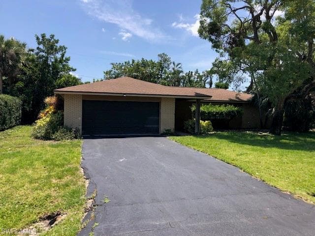 192 Palm View DR NAPLES, FL 34110