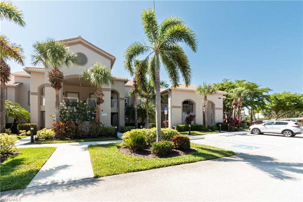 20070 Barletta LN 115 ESTERO, FL 33928