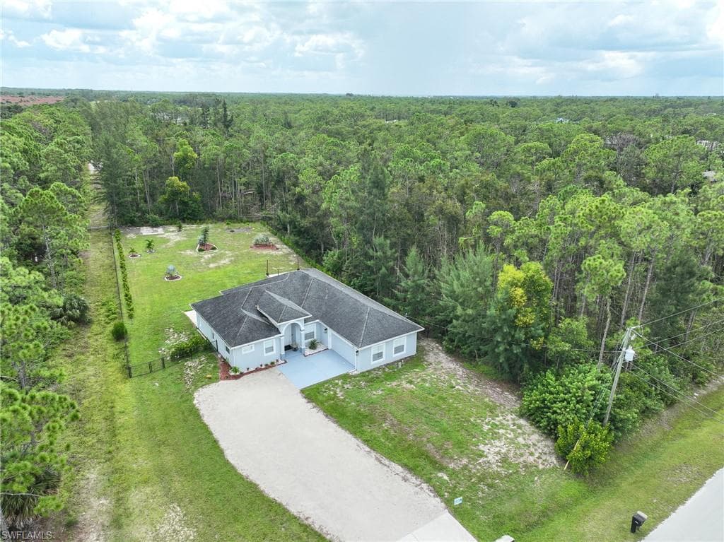 24001 Stillwell PKY BONITA SPRINGS, FL 34135