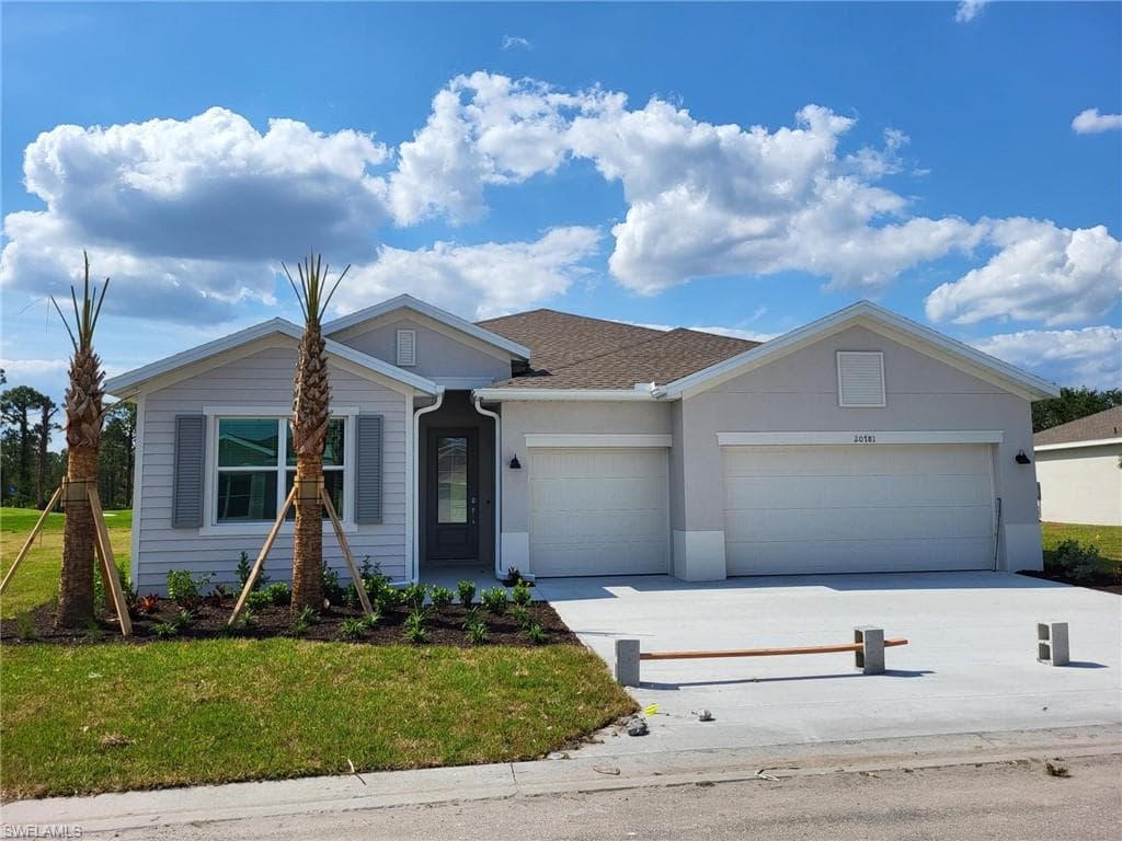 20771 Copperhead DR LEHIGH ACRES, FL 33936