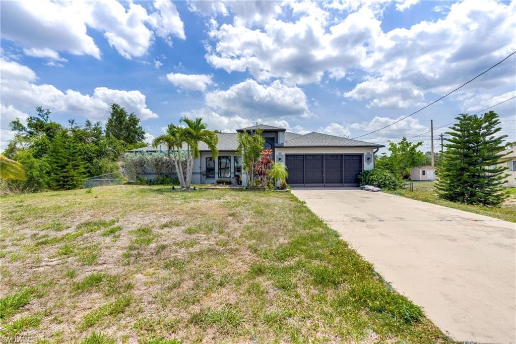 128 Zobora CIR FORT MYERS, FL 33913