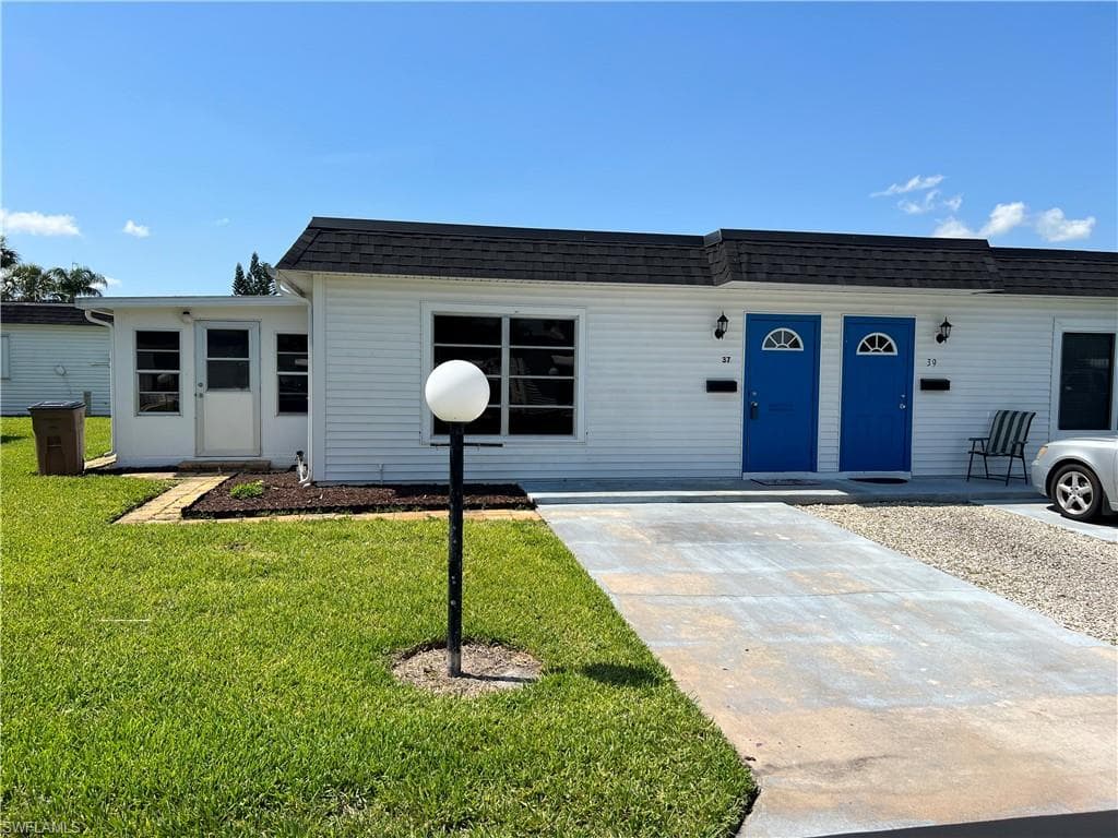 37 Tangelo CT LEHIGH ACRES, FL 33936