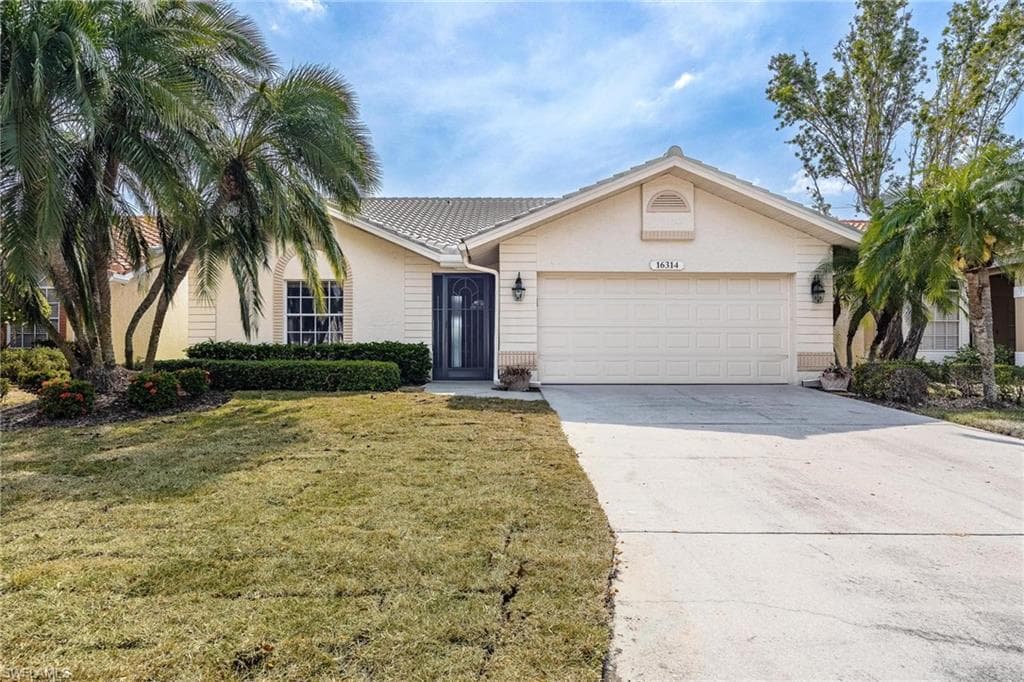 16314 Kelly Woods DR FORT MYERS, FL 33908