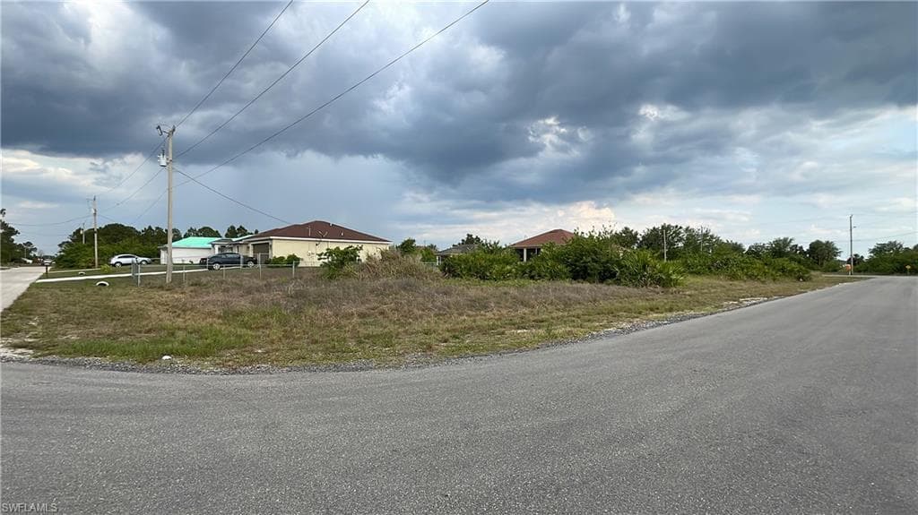 3511 14th ST SW LEHIGH ACRES, FL 33976
