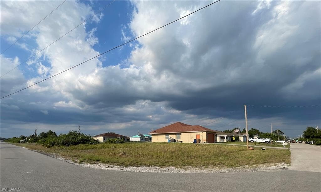 3510 15th ST SW LEHIGH ACRES, FL 33976