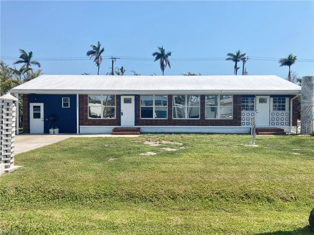 13041 Point Breeze DR FORT MYERS, FL 33908
