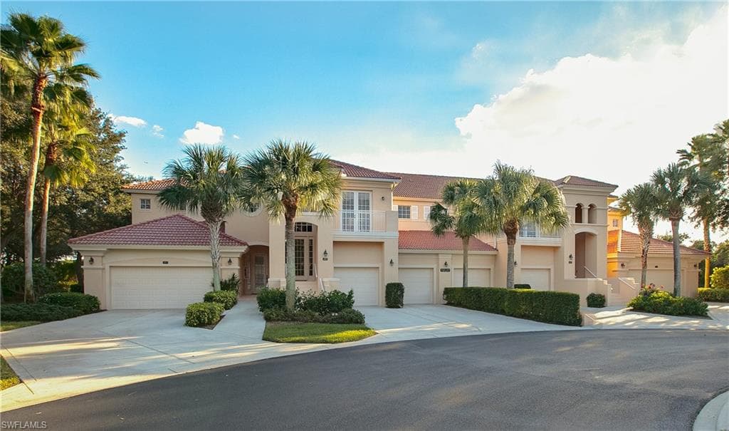 19520 Emerald Bay 101 ESTERO, FL 33928