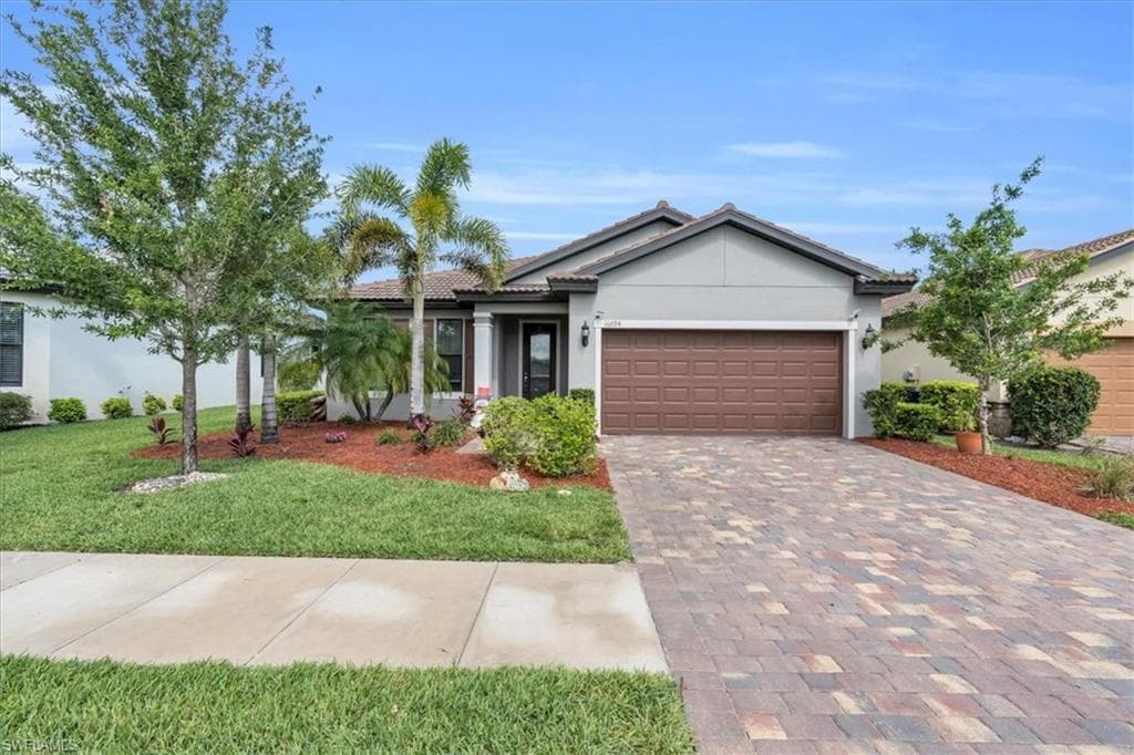 16094 Mistflower DR ALVA, FL 33920