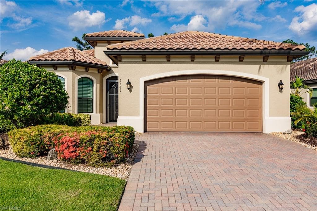 9361 Isla Bella CIR BONITA SPRINGS, FL 34135