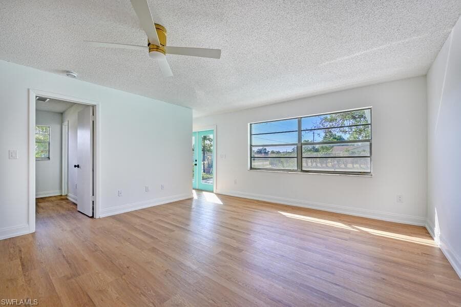 4666 Dorando DR NAPLES, FL 34103