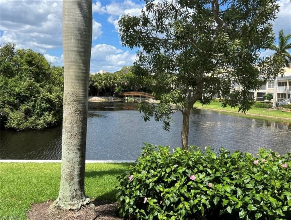 6151 Pelican Bay BLVD 27 NAPLES, FL 34108