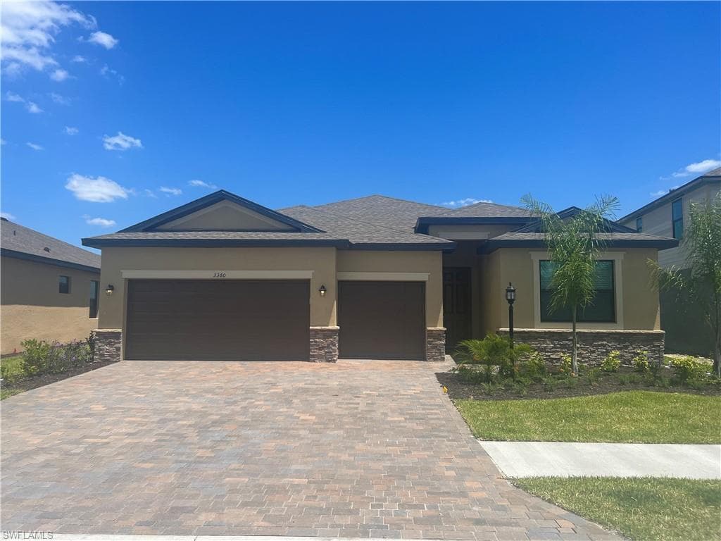 3360 Menores WAY FORT MYERS, FL 33905