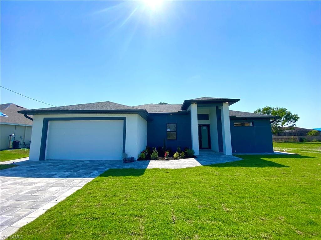 502 SW 25th PL CAPE CORAL, FL 33991