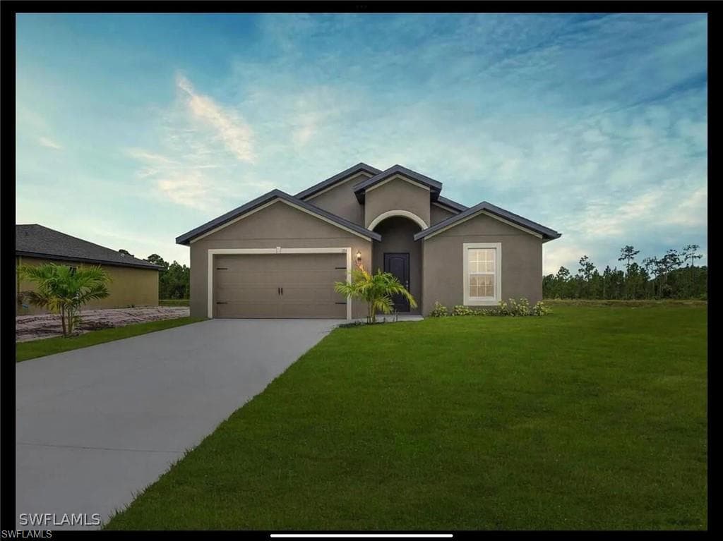 184 Yager CIR FORT MYERS, FL 33913