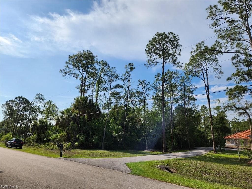 6th AVE SE NAPLES, FL 34117