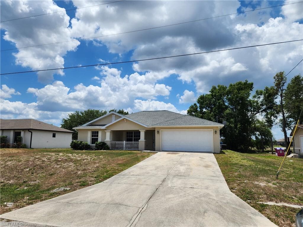 3219 18th ST SW LEHIGH ACRES, FL 33976