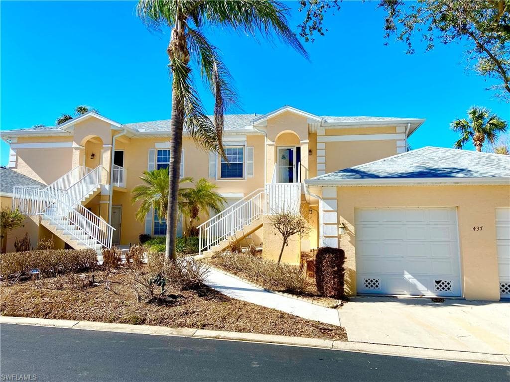 437 Wiggins Lake CT 102 NAPLES, FL 34110