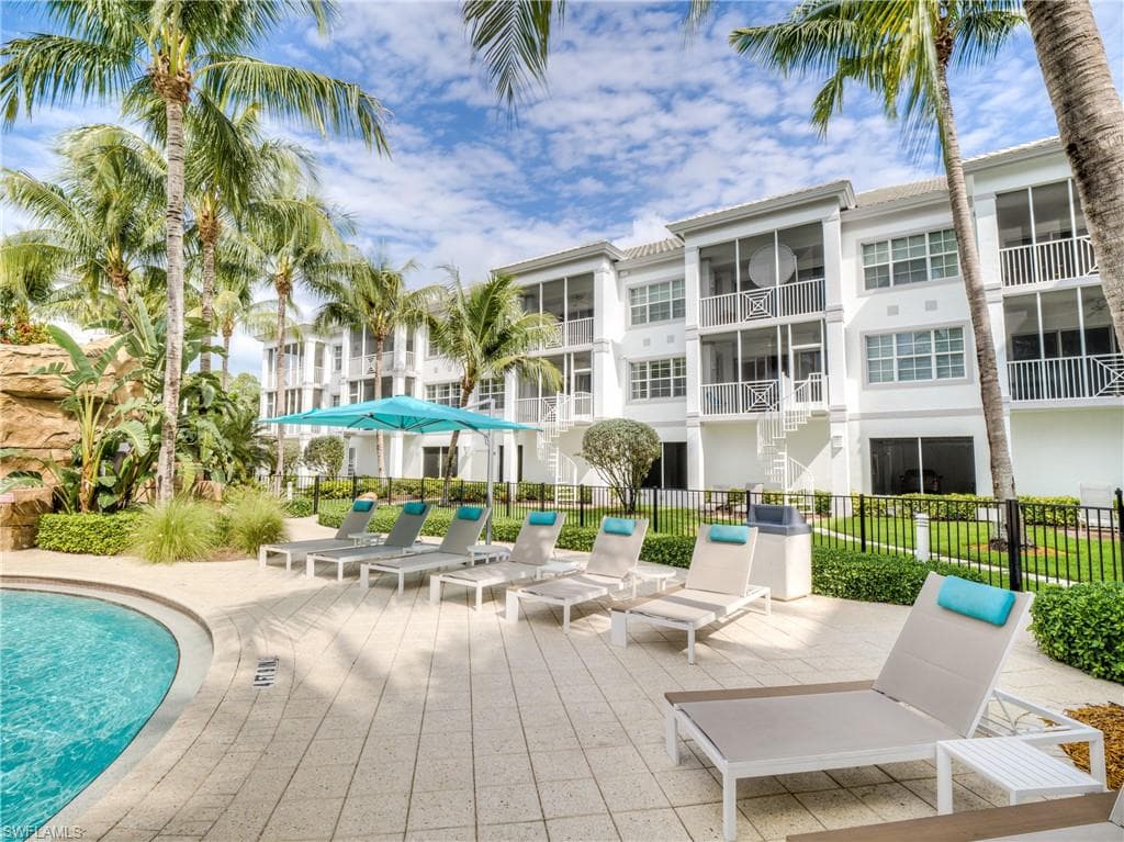 3921 Kens WAY 2203 BONITA SPRINGS, FL 34134