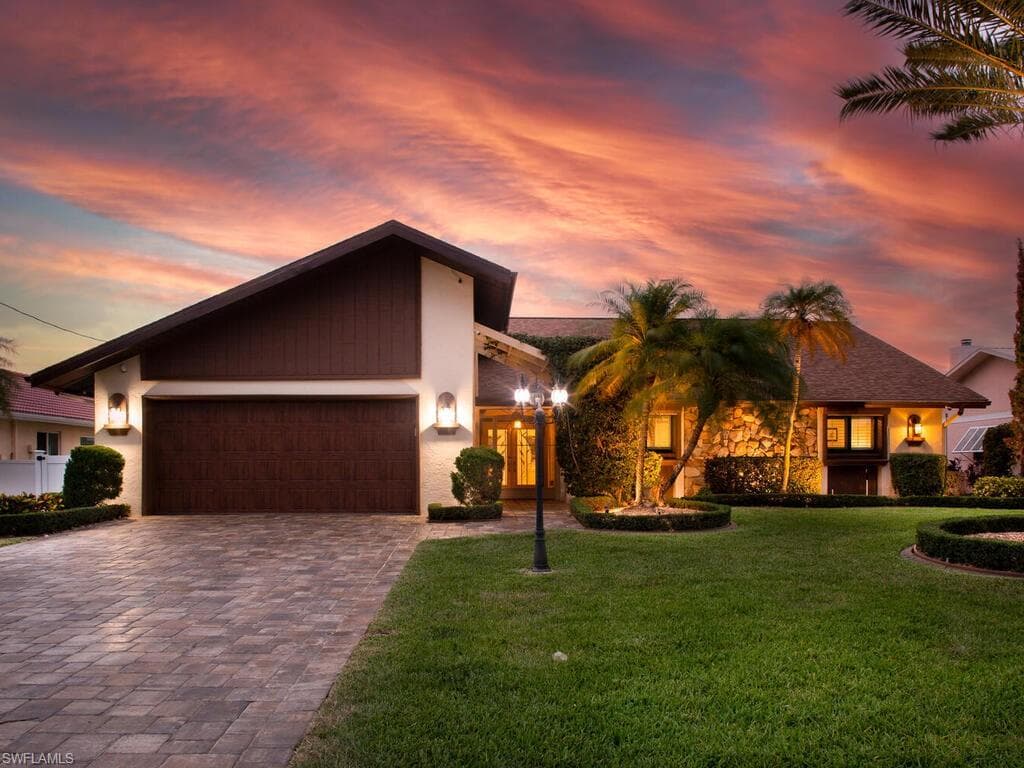1001 SW 54th LN CAPE CORAL, FL 33914
