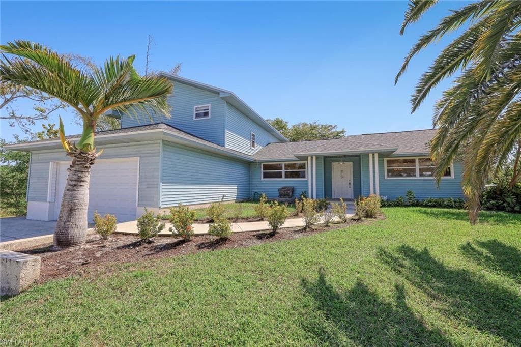 422 Seaworthy RD NORTH FORT MYERS, FL 33903