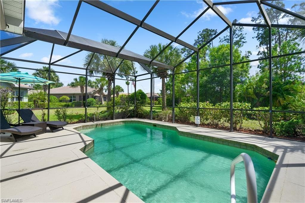 10630 Camarelle CIR FORT MYERS, FL 33913