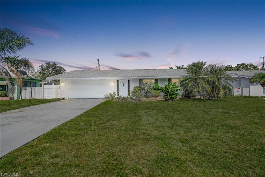 1269 Sabal Gardens DR NORTH FORT MYERS, FL 33903