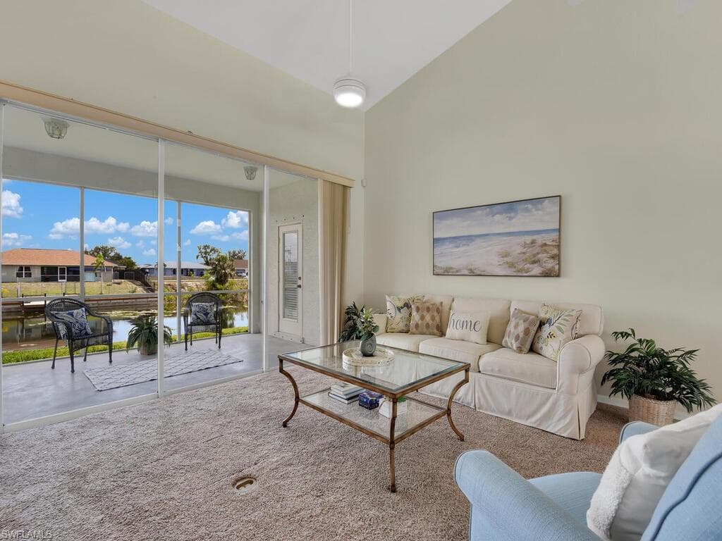 312 NE 20th ST CAPE CORAL, FL 33909