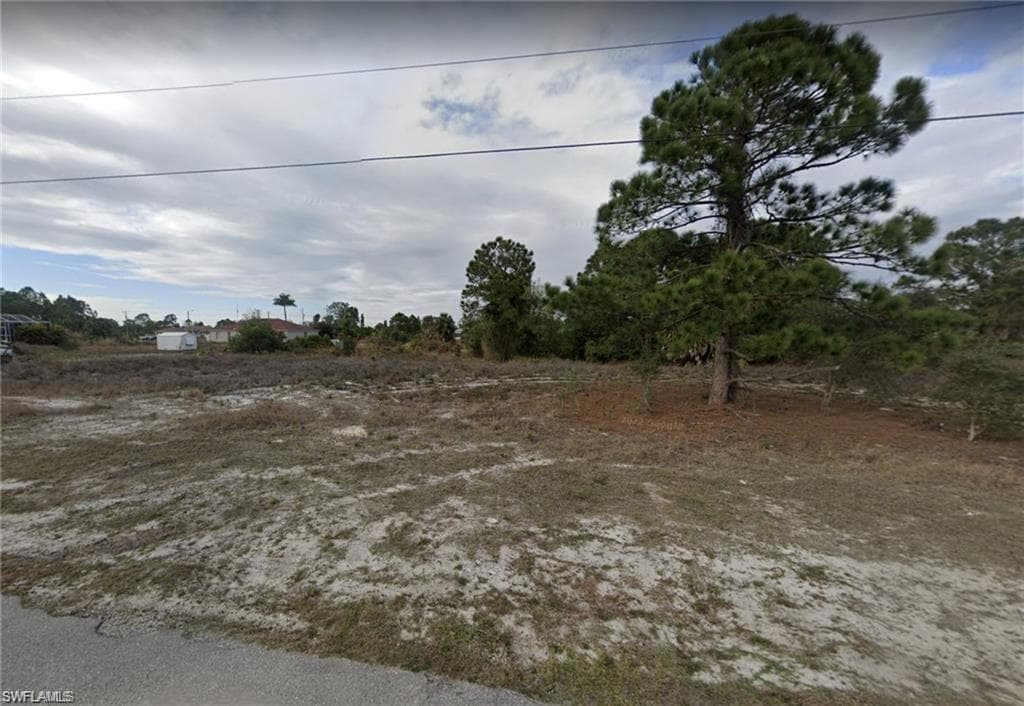 3508 29th ST SW LEHIGH ACRES, FL 33976
