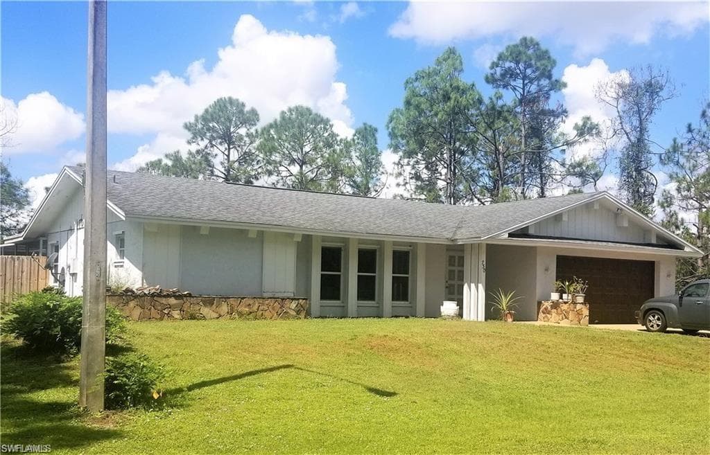 730 Bering AVE S LEHIGH ACRES, FL 33974