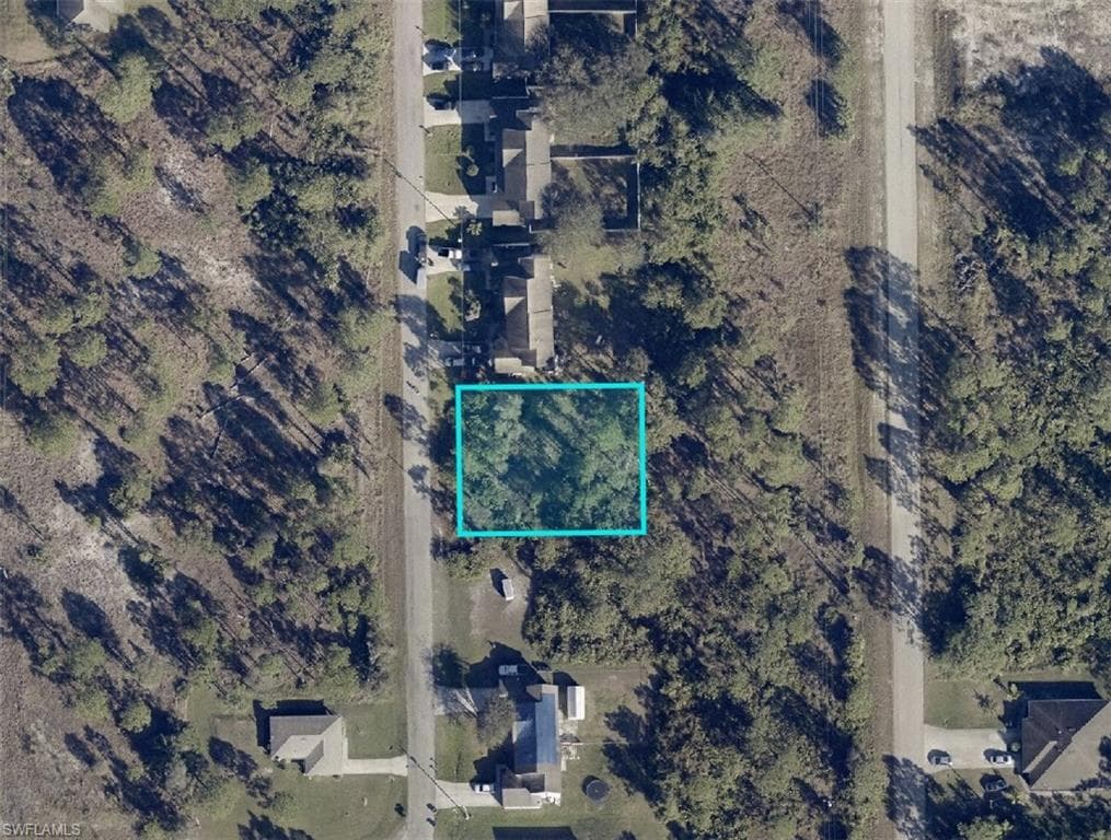 729-731 Bedford DR LEHIGH ACRES, FL 33974
