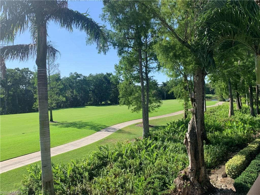 105 Wilderness DR B-205 NAPLES, FL 34105