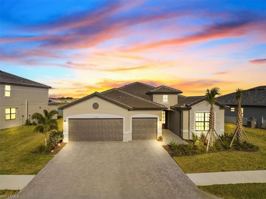 11339 Canopy LOOP FORT MYERS, FL 33913