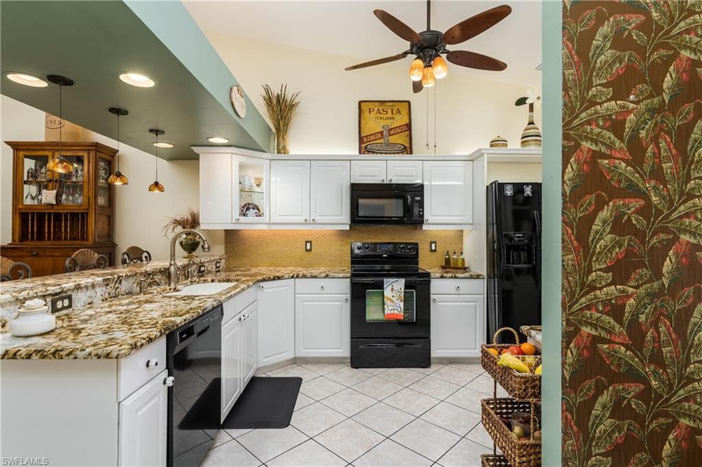 6750 Beach Resort DR 10 NAPLES, FL 34114