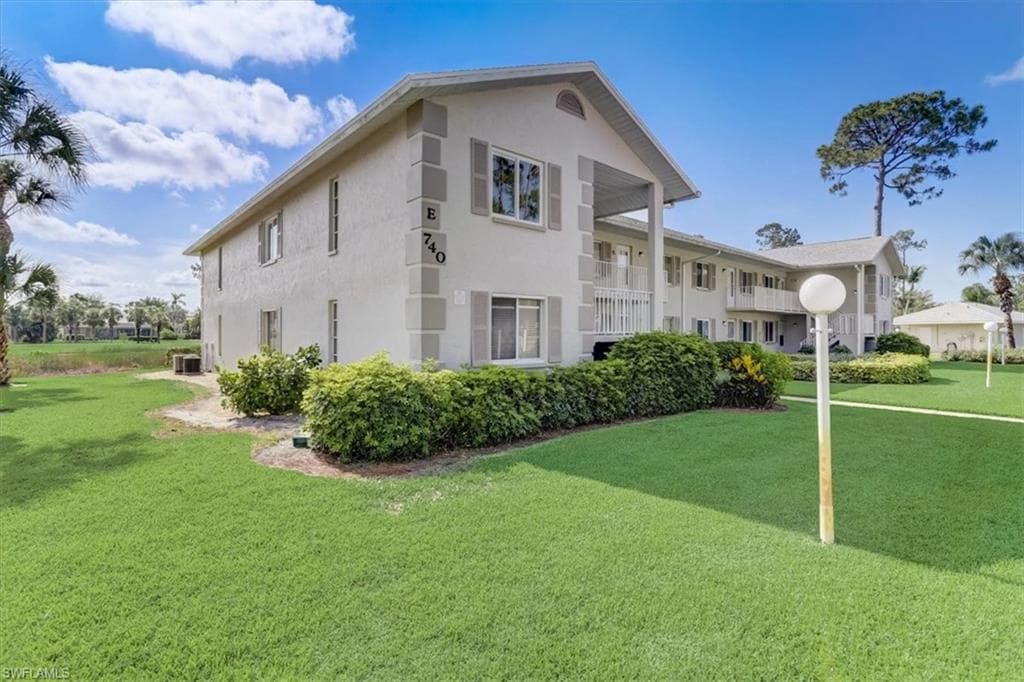 740 Augusta BLVD E204 NAPLES, FL 34113