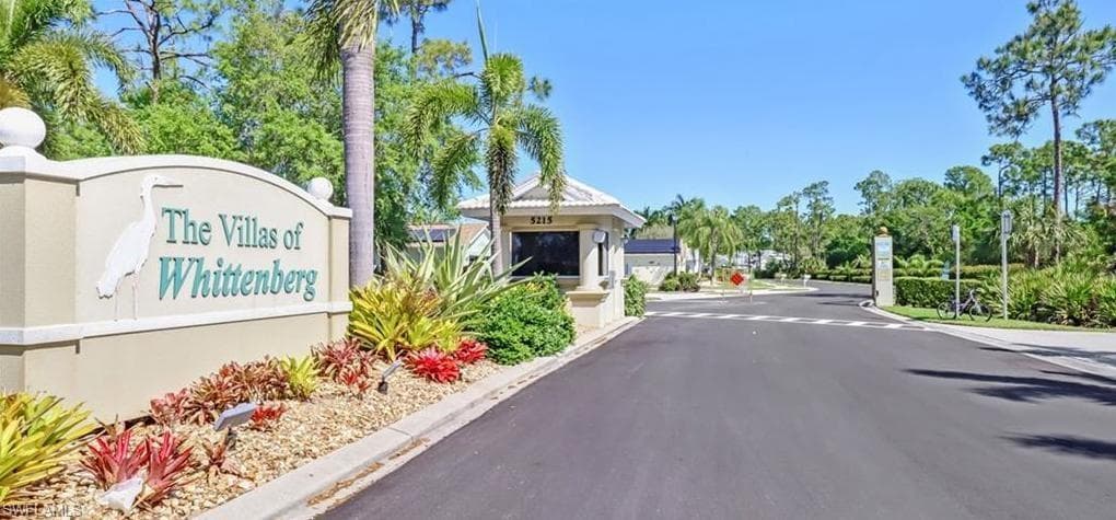 5221 Whitten DR 61 NAPLES, FL 34104