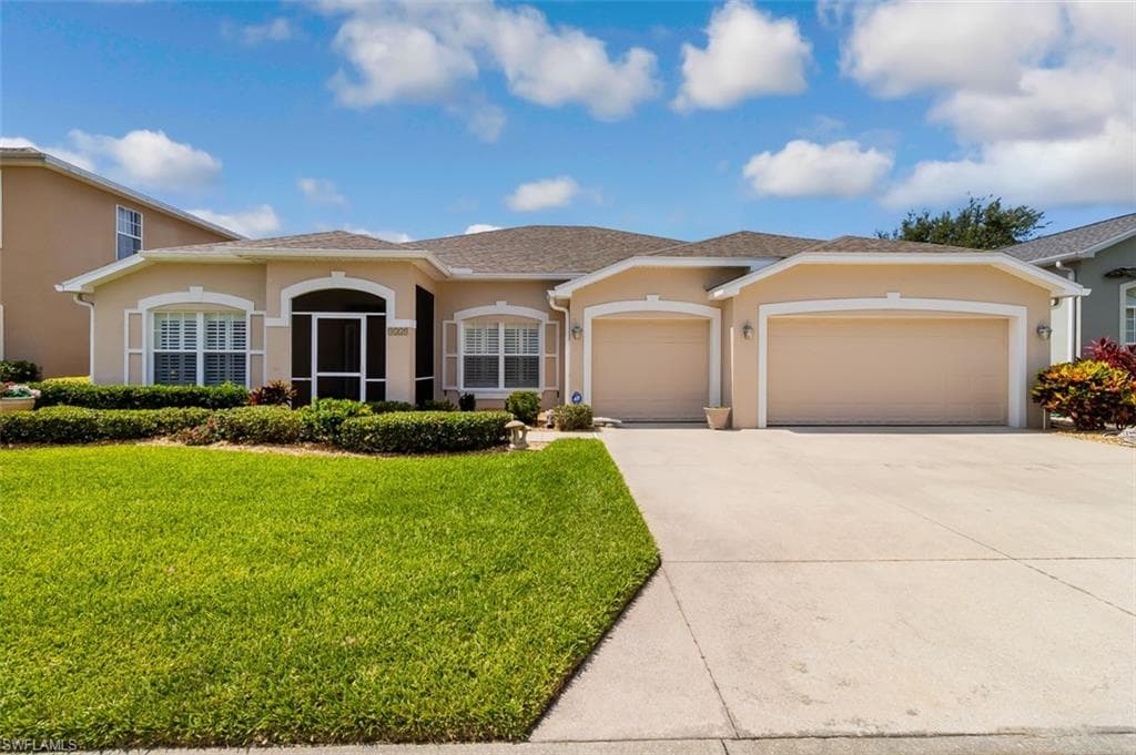 9559 Gladiolus Blossom CT FORT MYERS, FL 33908