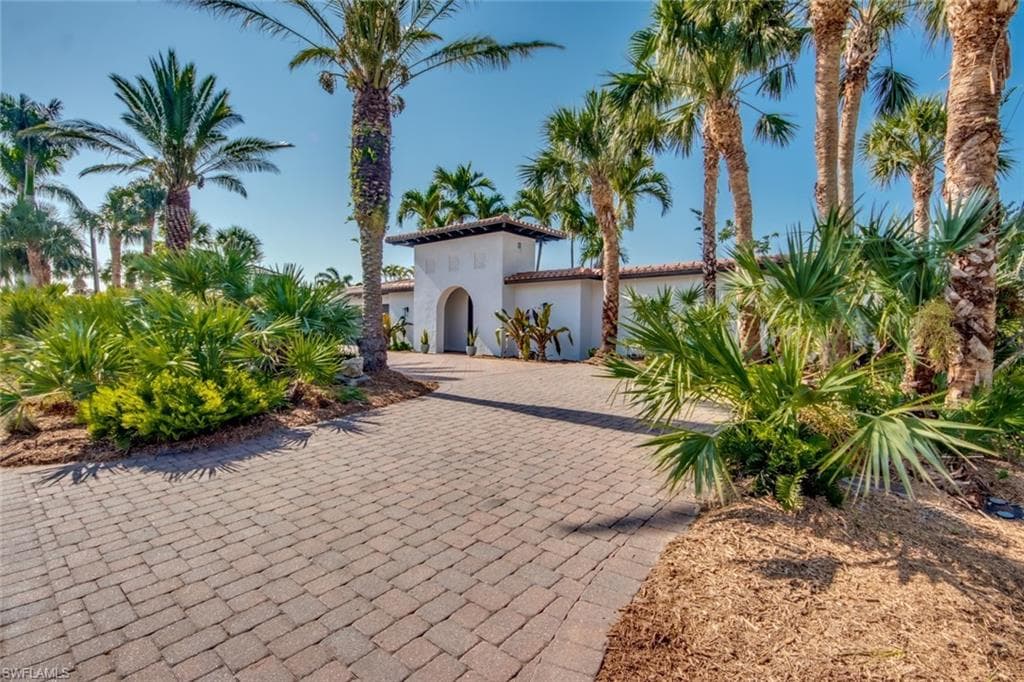148 SW 52nd TER CAPE CORAL, FL 33914