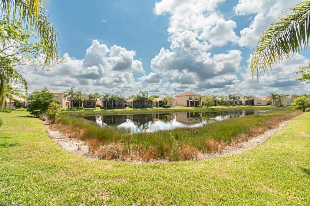 11077 Yellow Poplar DR FORT MYERS, FL 33913
