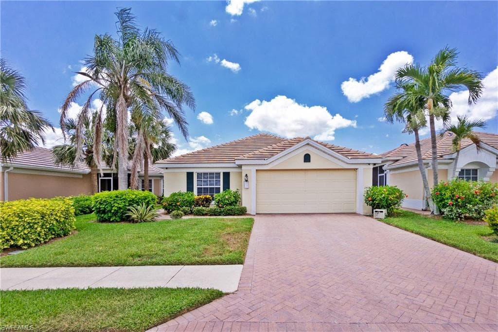 2460 Woodbourne PL CAPE CORAL, FL 33991