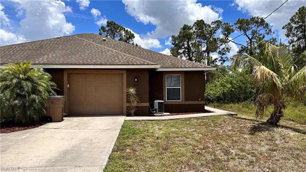 739 Eisenhower BLVD LEHIGH ACRES, FL 33974