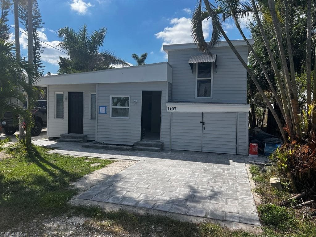 1107 2nd WAY NORTH FORT MYERS, FL 33903