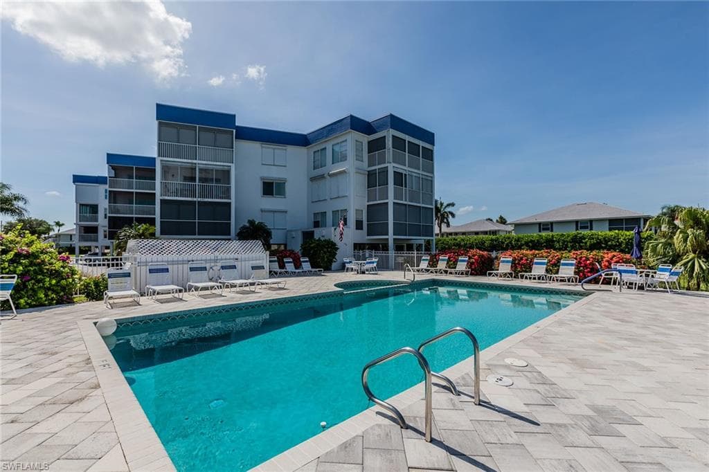 710 Elkcam CIR PH-3 MARCO ISLAND, FL 34145