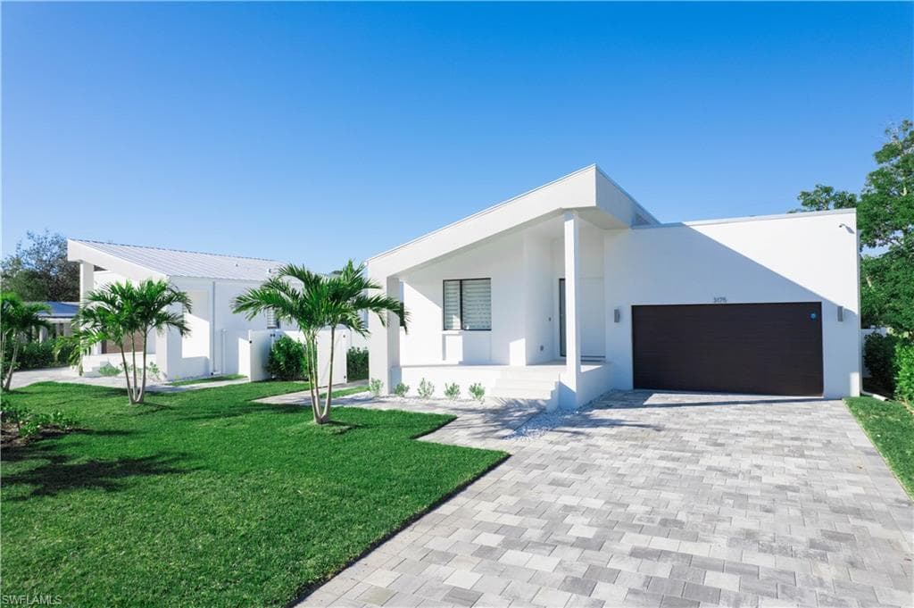3175 Karen DR NAPLES, FL 34112