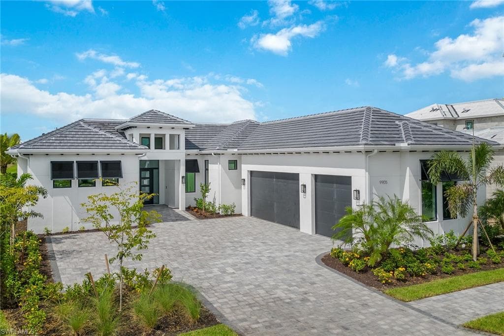 9905 Montiano DR NAPLES, FL 34113