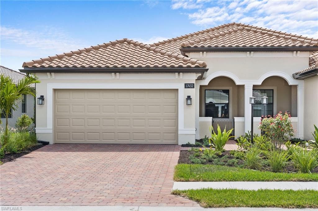 17432 Corsini DR FORT MYERS, FL 33913
