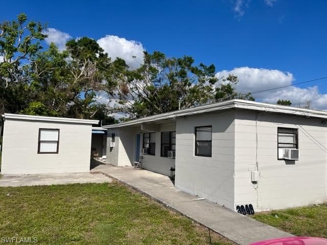 3049 Second ST FORT MYERS, FL 33916