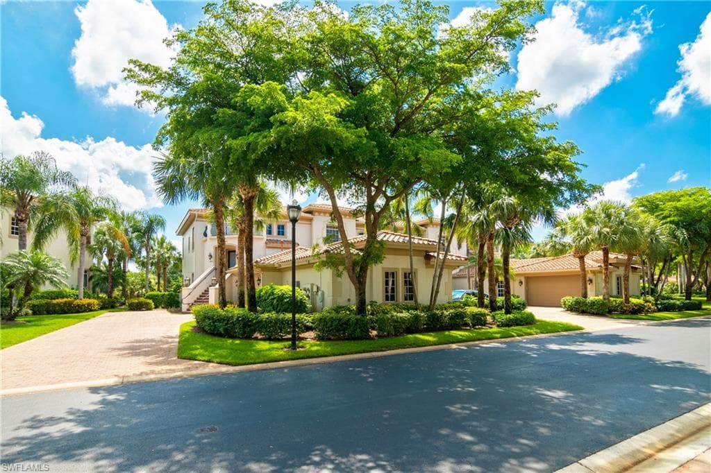 17010 Porta Vecchio WAY 201 NAPLES, FL 34110